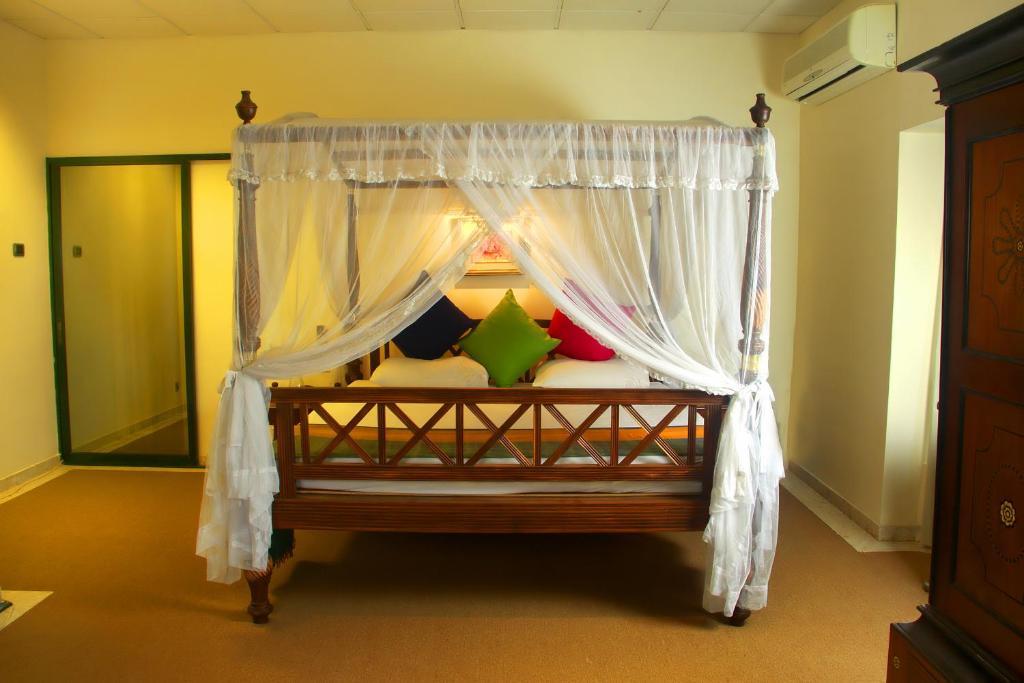Lodge 19 ネゴンボ エクステリア 写真